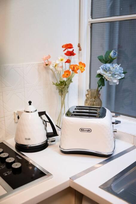Apartment Vintage Charm In The Heart Of Cbd Close To The Opera House Sydney